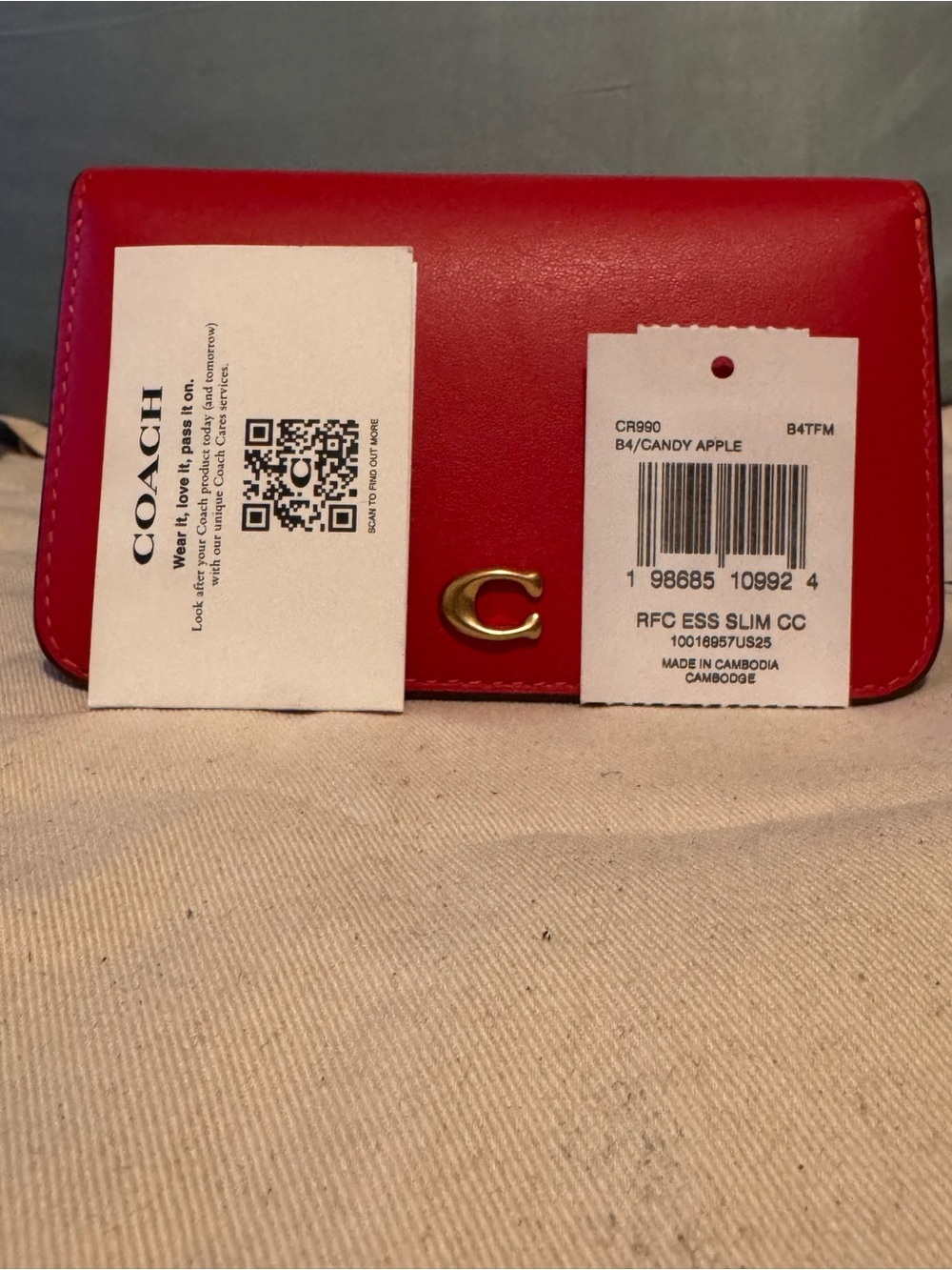 Coach Essential Slim Card Case/Card Holder in Candy Apple Red ❤️🍎❤️ - Picture 15 of 16